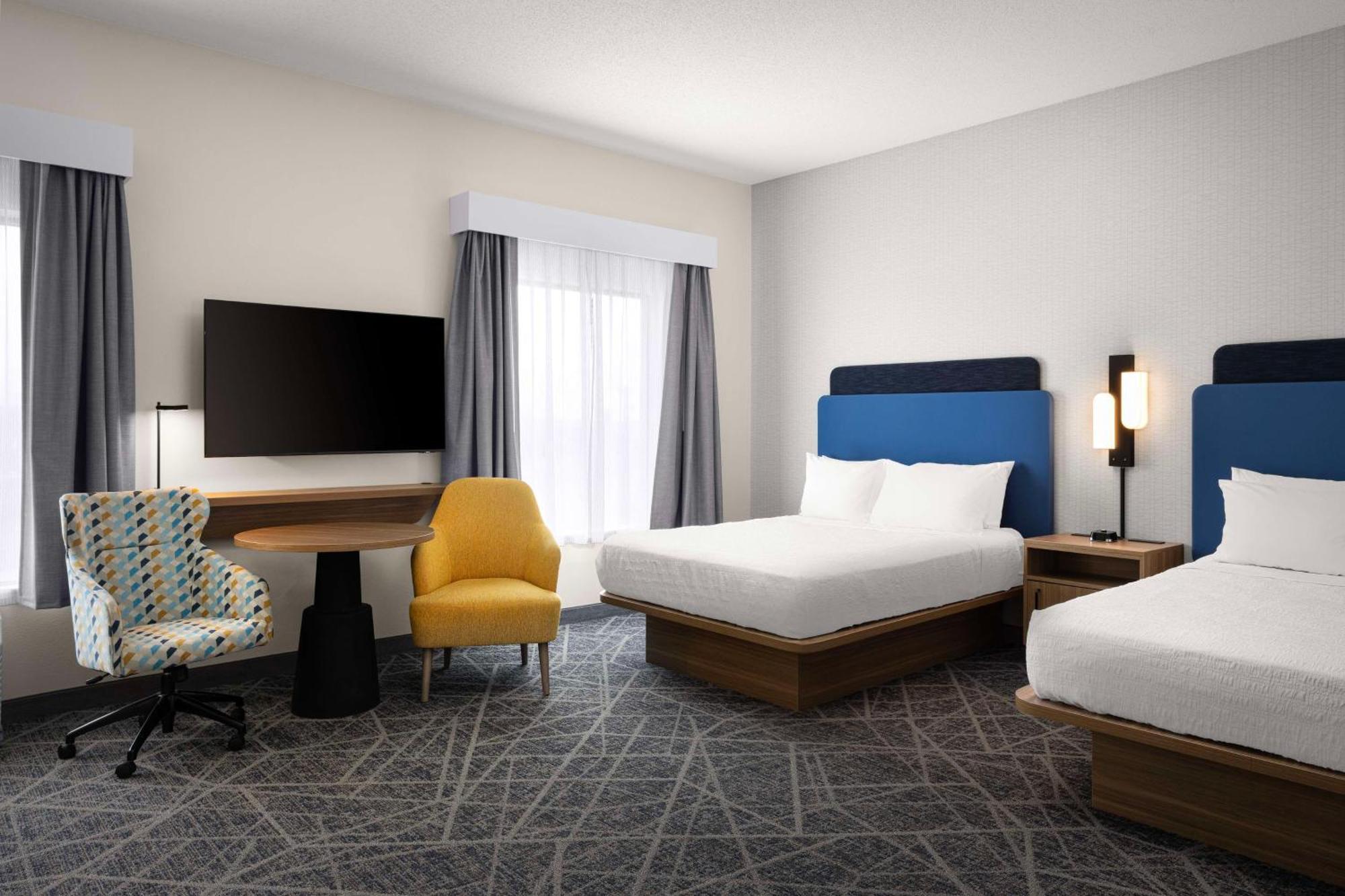 Hampton Inn & Suites Moline-Quad City Int'L Aprt Exterior photo